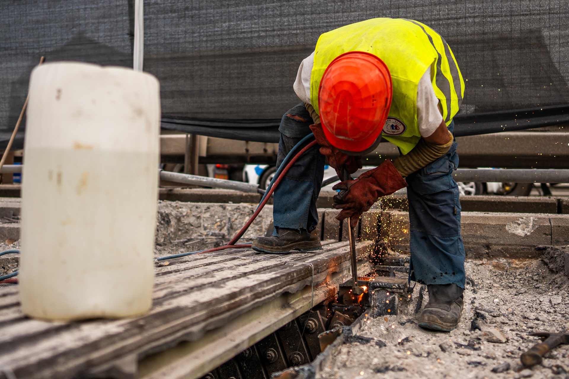 Úsek s obmedzeniami na lamačskej D2 sa skráti o polovicu