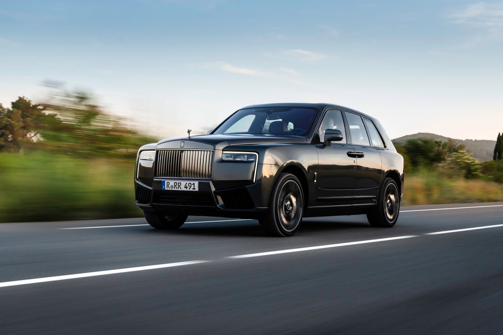 Slovenská premiéra modelu Rolls-Royce Cullinan Series II – výraznej evolúcie svetovej špičky medzi luxusnými SUV