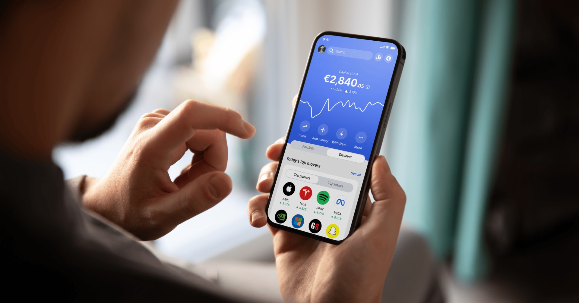 Akí sú noví investori? Revolut sa pozrel na investičné trendy medzi slovenskými mileniálmi a generáciou Z