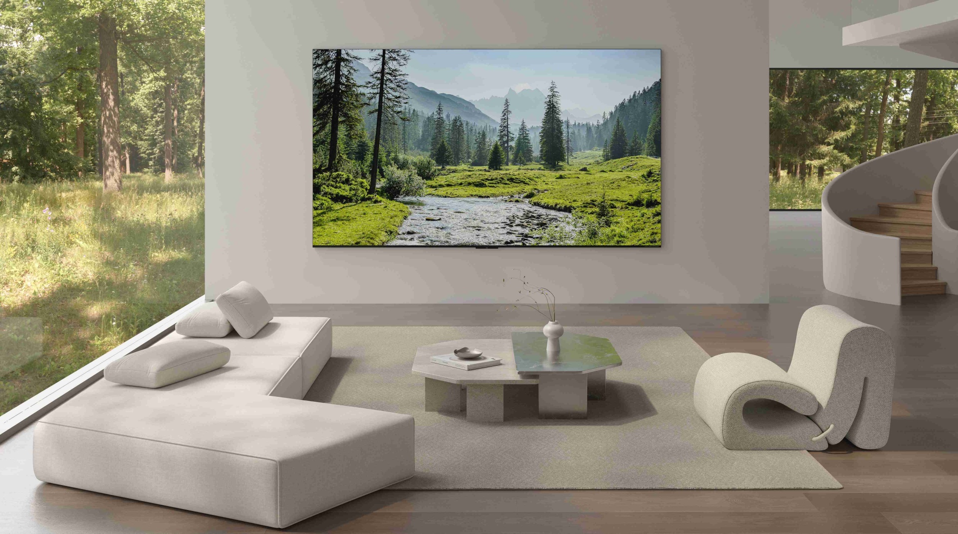 TCL na IFA 2024 odhalila prvý televízor TCL NXTFRAME, novou QD-Mini LED vlajkovou loď aj prémiové domáce kino