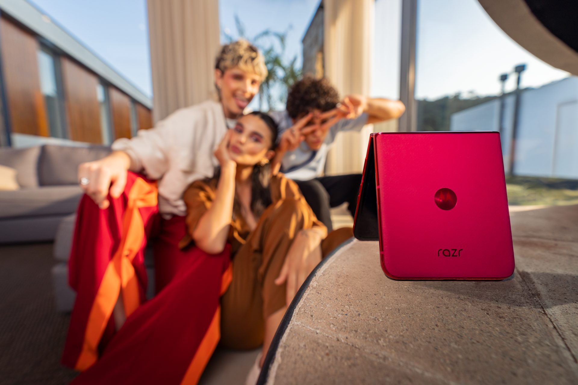 Objavte silu fotografie s umelou inteligenciou s Razr 50 ultra