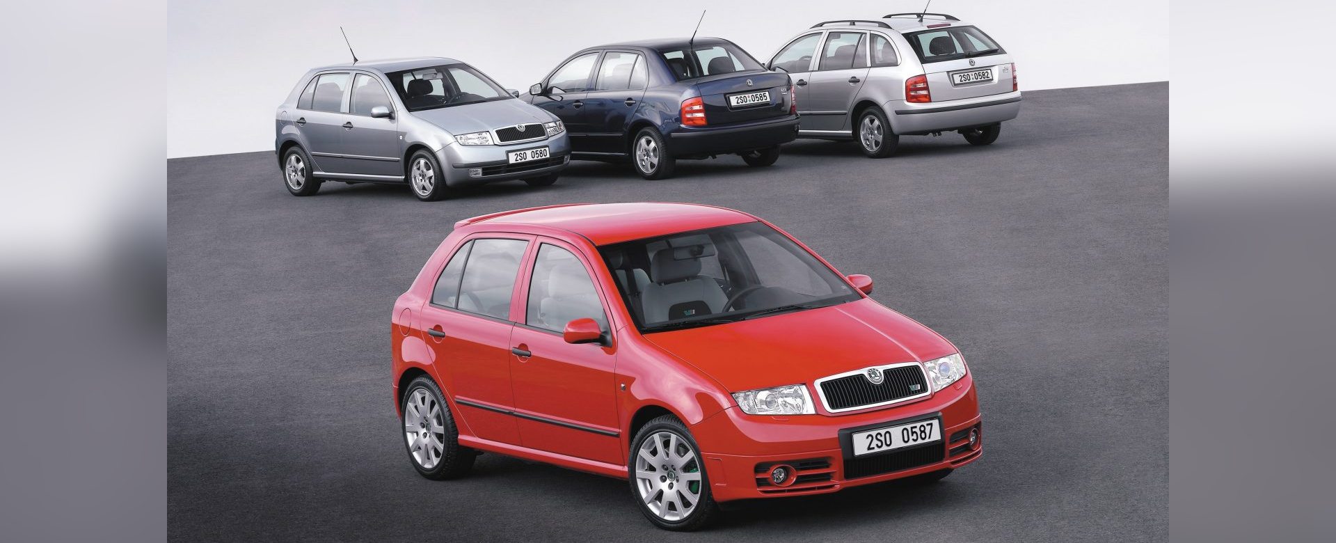 Škoda Fabia bola predstavená pred 25 rokmi. Jej štvrtá generácia pokračuje v predajných úspechoch