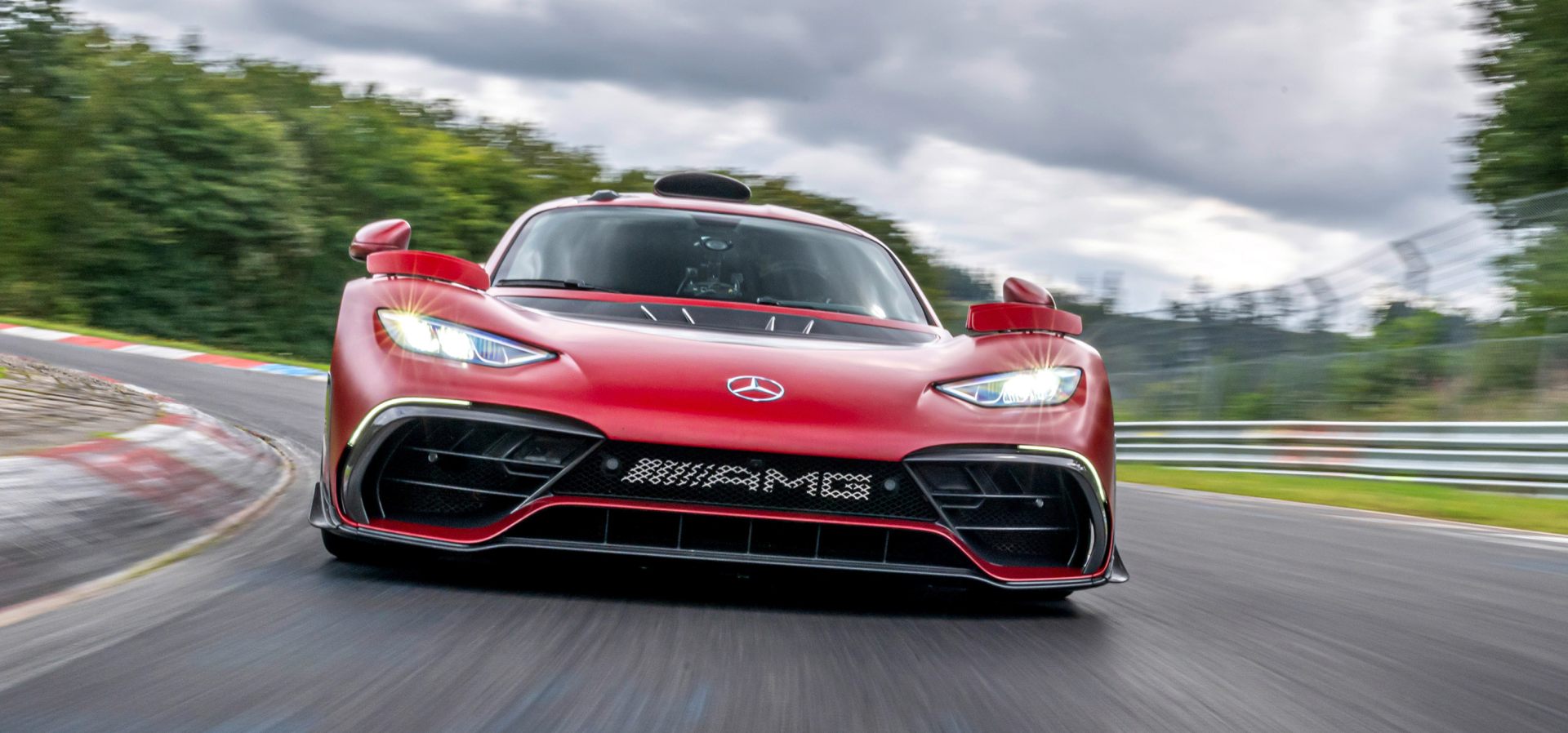 6:29,090 min: Mercedes-AMG ONE prekonal svoj vlastný rekord na Nürburgringu Nordschleife