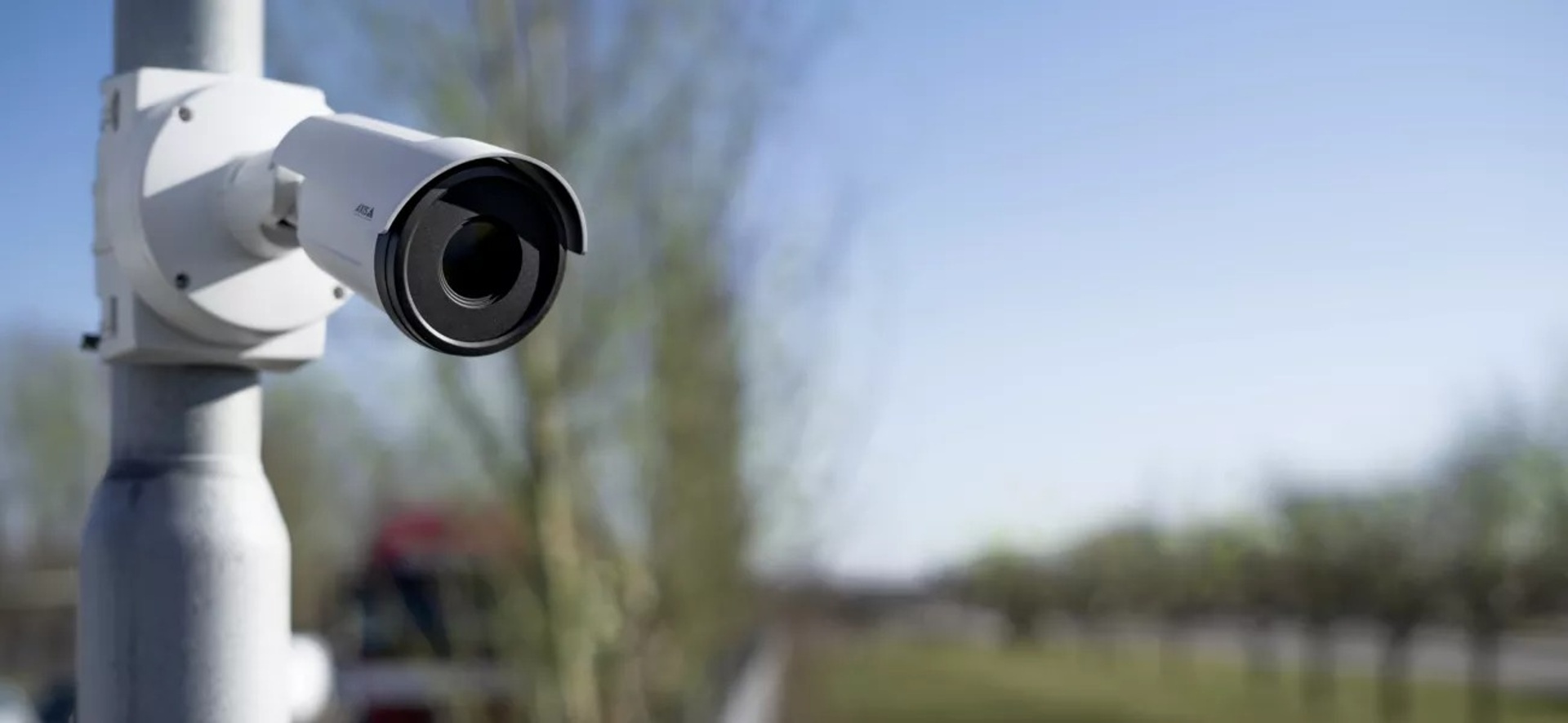 Nová výkonná termálna kamera Axis zaistí spoľahlivú detekciu bez ohľadu na počasie a viditeľnosť