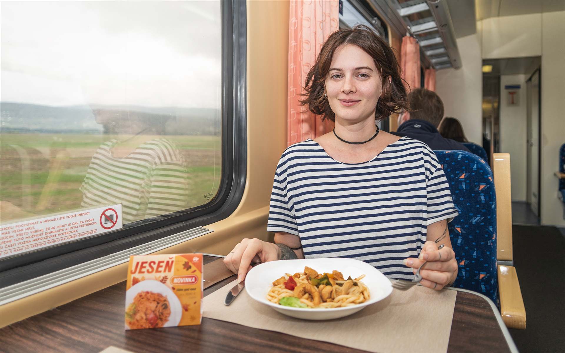 Nové jesenné menu v reštauračných vozňoch. ZSSK prináša novinky v mobilbaroch aj v 1. triede