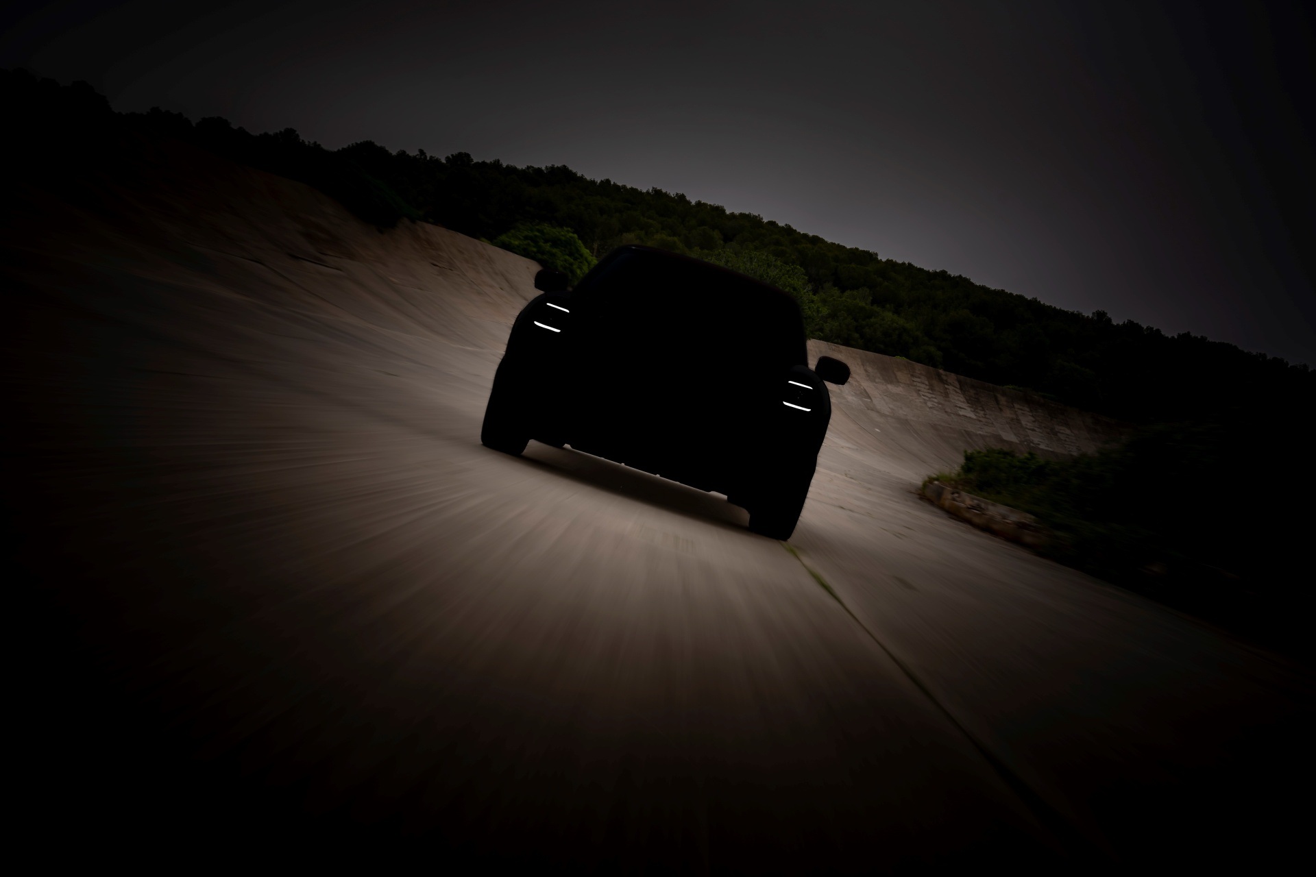 Voilà – MINI predstavuje na autosalóne Mondial de l’Automobile 2024 v Paríži dve svetové premiéry