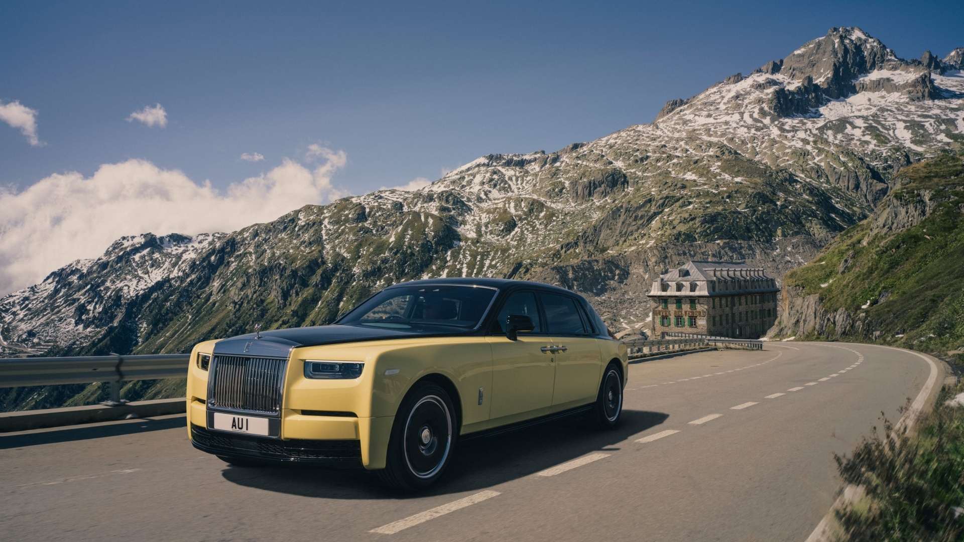 Rolls-Ryoce oslavuje 60. rokov od premiéry filmu Goldfinger jedinečnou verziou modelu Phantom Extended