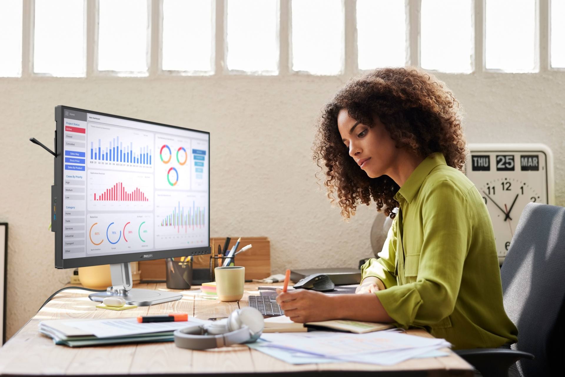 Nové modely Philips 27B2G5500, 24B2G5200 a 27B2G5200 s Light Sensorem či Power Sensorem mimoriadne šetrí energiu