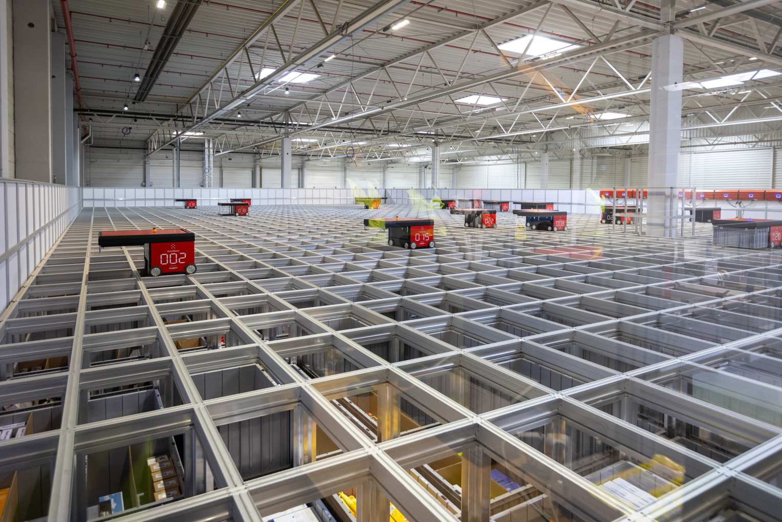 Drobnú elektroniku nakupujeme online, no po väčšiu techniku si chodíme do predajní