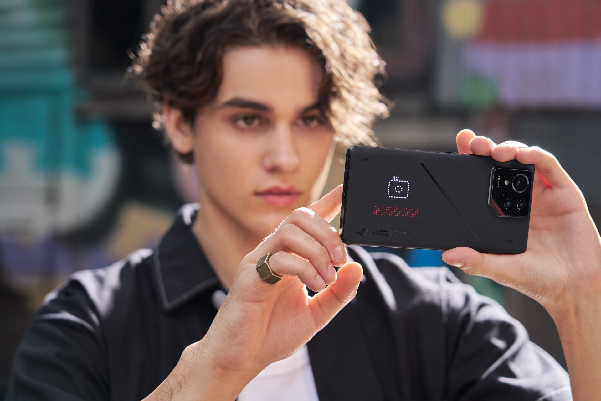 Republic of Gamers predstavil sériu ROG Phone 9