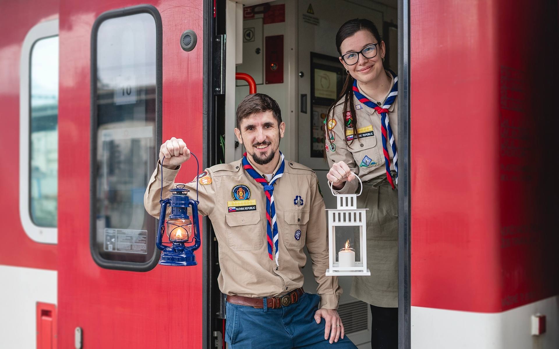 Betlehemské svetlo dorazí vďaka vlakom ZSSK do 300 miest a obcí na Slovensku