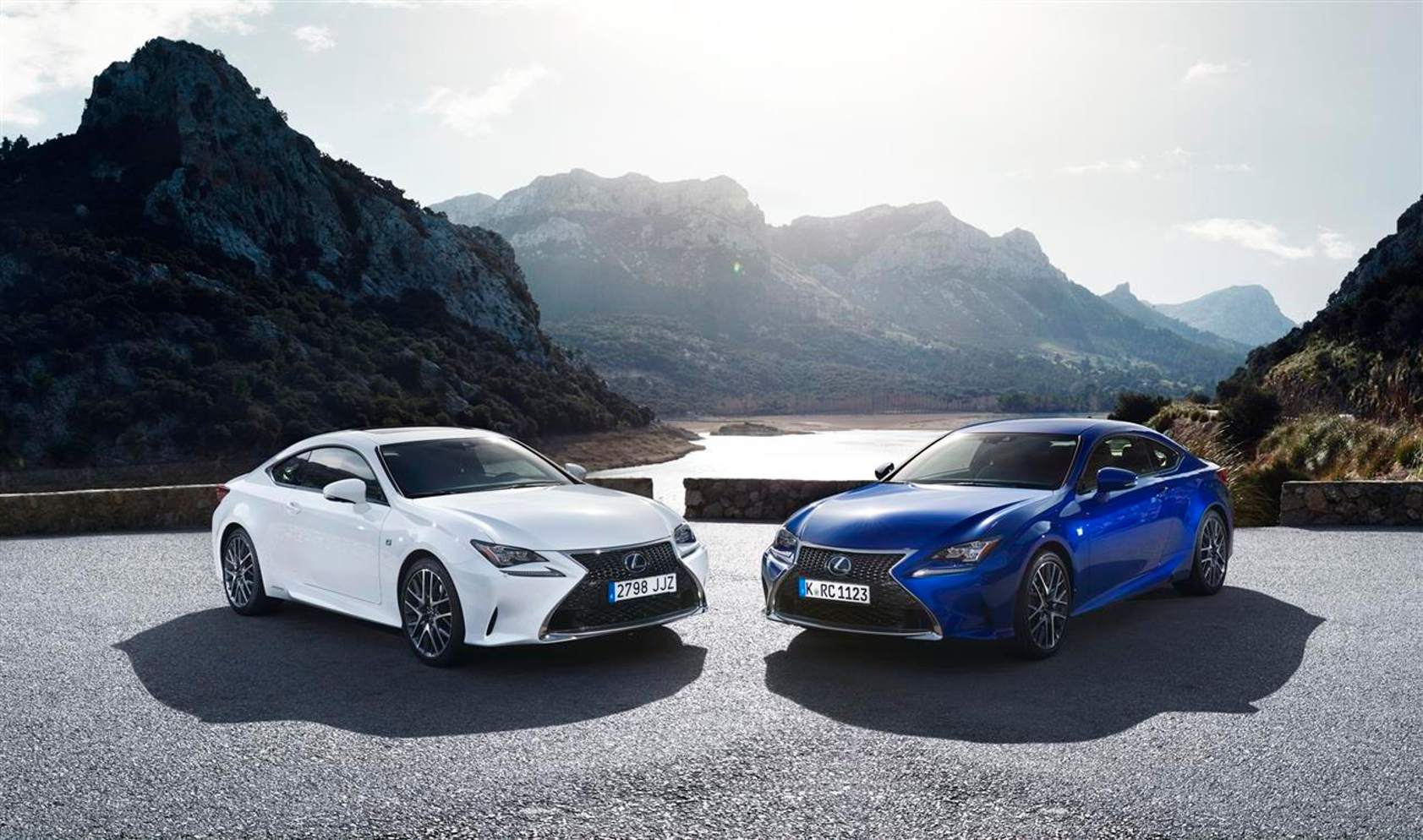 Lexus RC má 10 rokov. Prvé kupé s hybridným pohonom a verzia RC F s motorom V8
