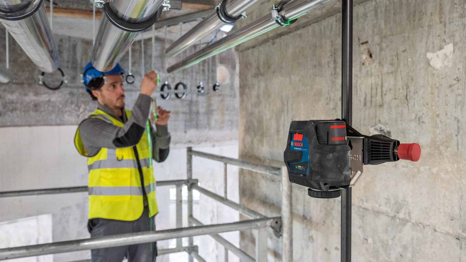 Robustný dizajn a bezkontaktné ovládanie: Nové 12V líniové lasery Bosch pre profesionálov