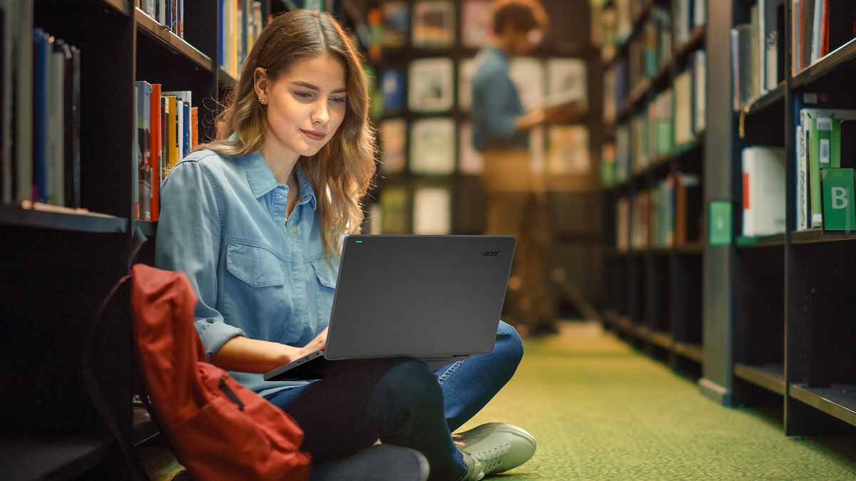 Acer predstavuje nové notebooky TravelMate pre vzdelávanie so zvýšenou odolnosťou a softvérom na rozpoznávanie používateľa