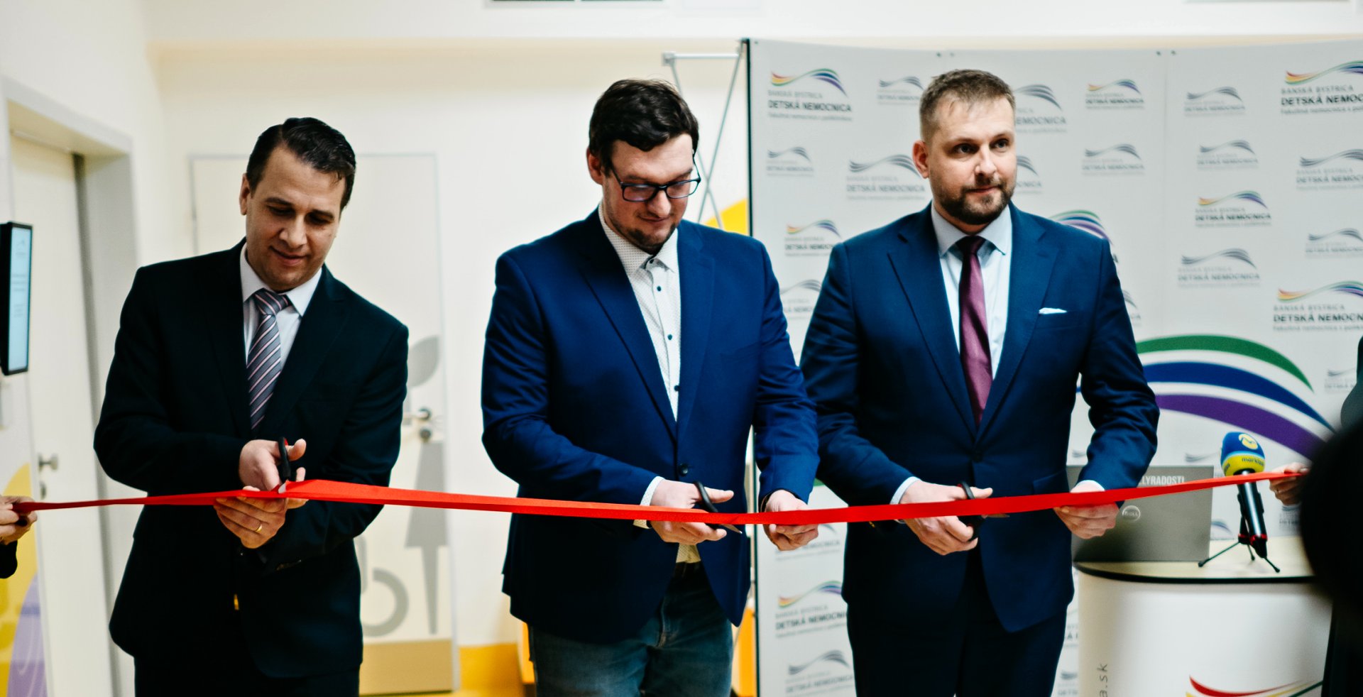 Rally Radosti odovzdala DFN BB zrekonštruované priestory detskej rehabilitácie v hodnote takmer 200 tisíc