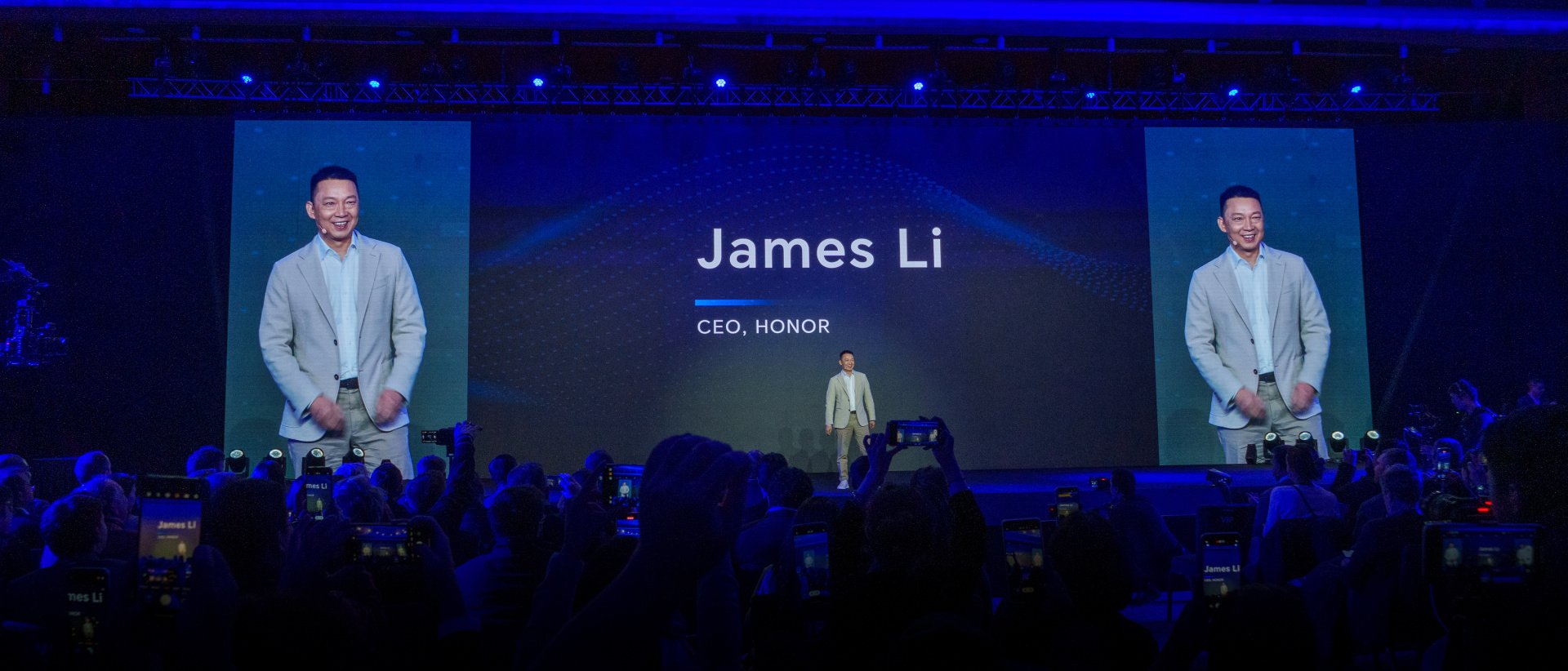 HONOR na MWC 2025 v Barcelone požiadal o otvorenú spoluprácu