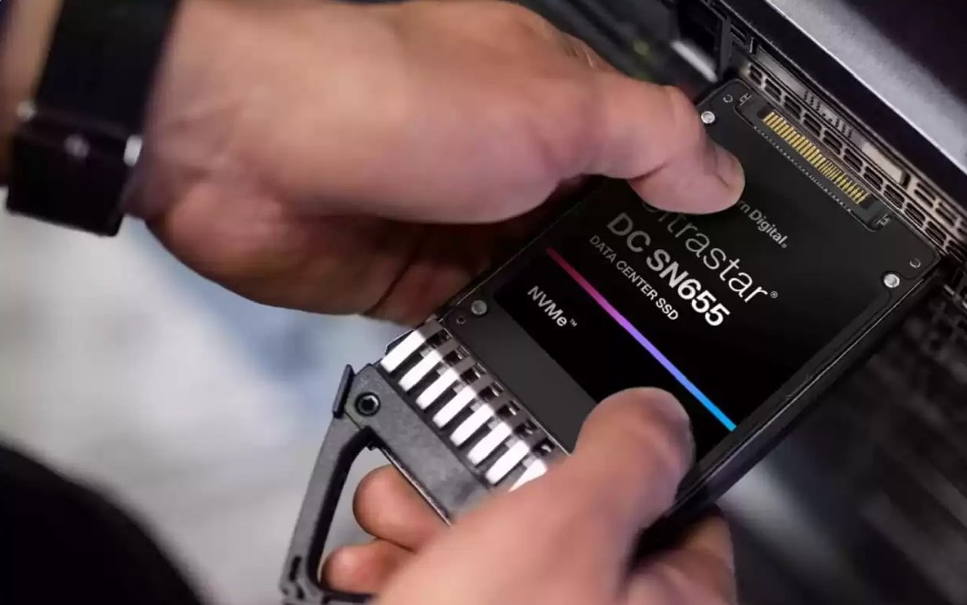 Úložiská Flash a prevádzka dátového centra