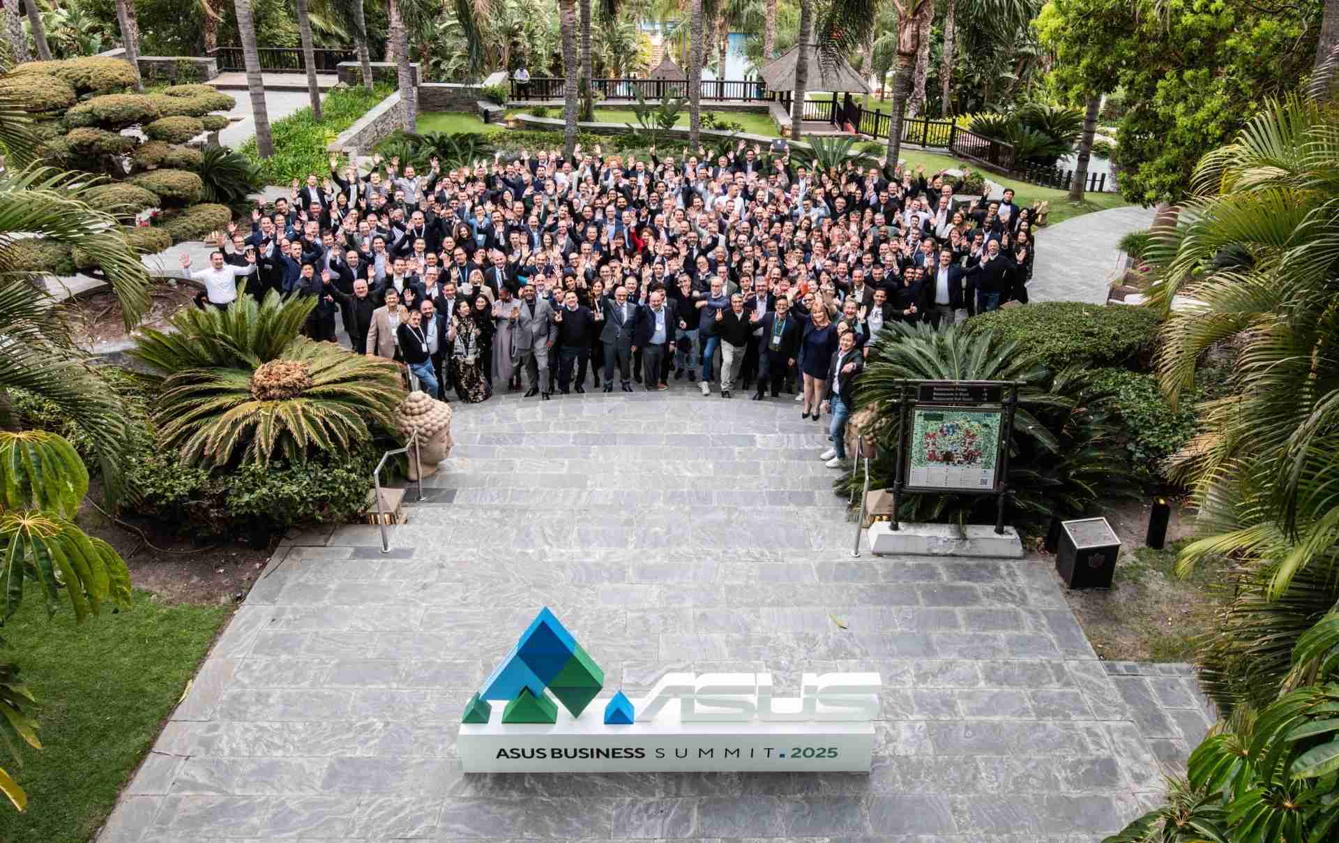 ASUS Business Summit 2025: Formovanie budúcnosti práce a vzdelávania v regióne EMEA