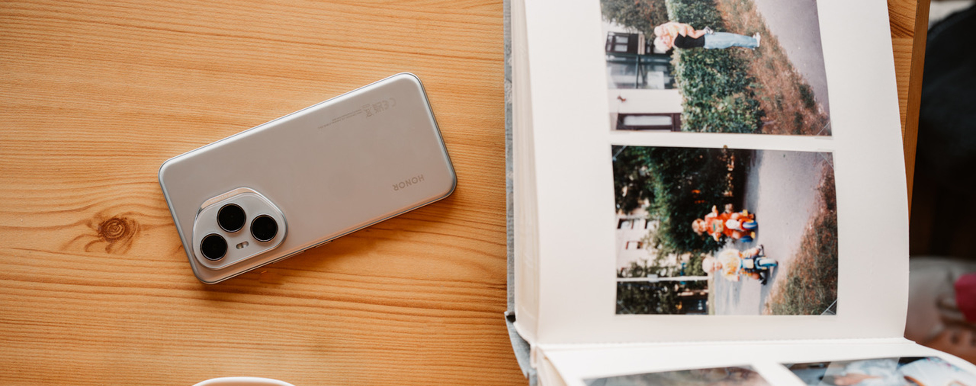 Oslávte Deň detí so sériou HONOR 400: Oživte spomienky a zachyťte nové okamihy pomocou AI fotoaparátu