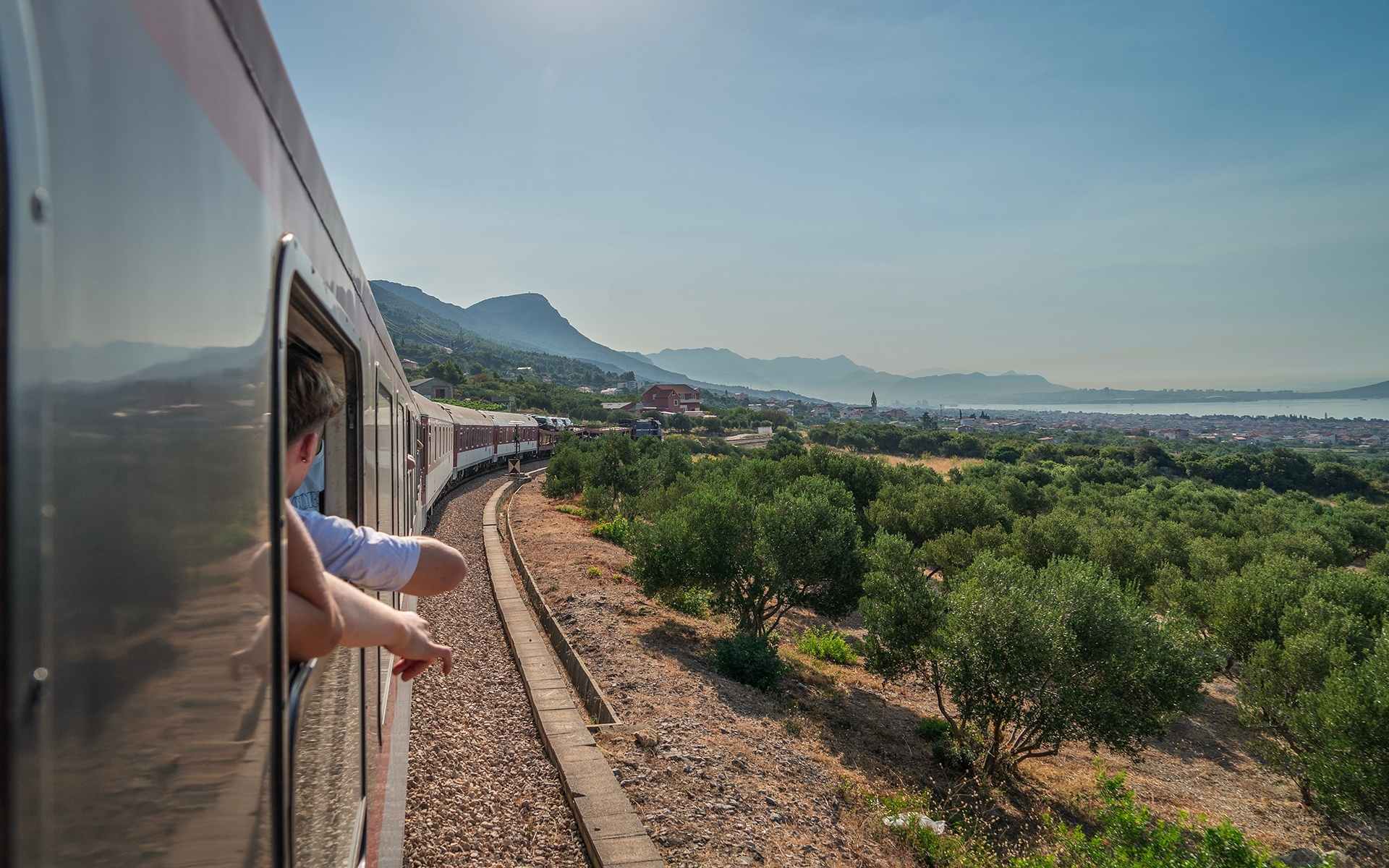 Už 1 500 dovolenkárov cestovalo vlakom ZSSK k moru. Pridáte sa?