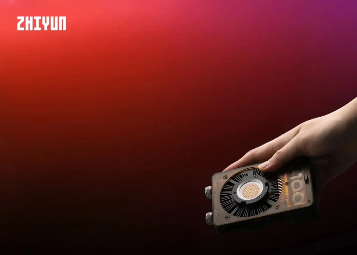 Nové 100W RGB LED svetlo veľkosti dlane od spoločnosti Zhiyun