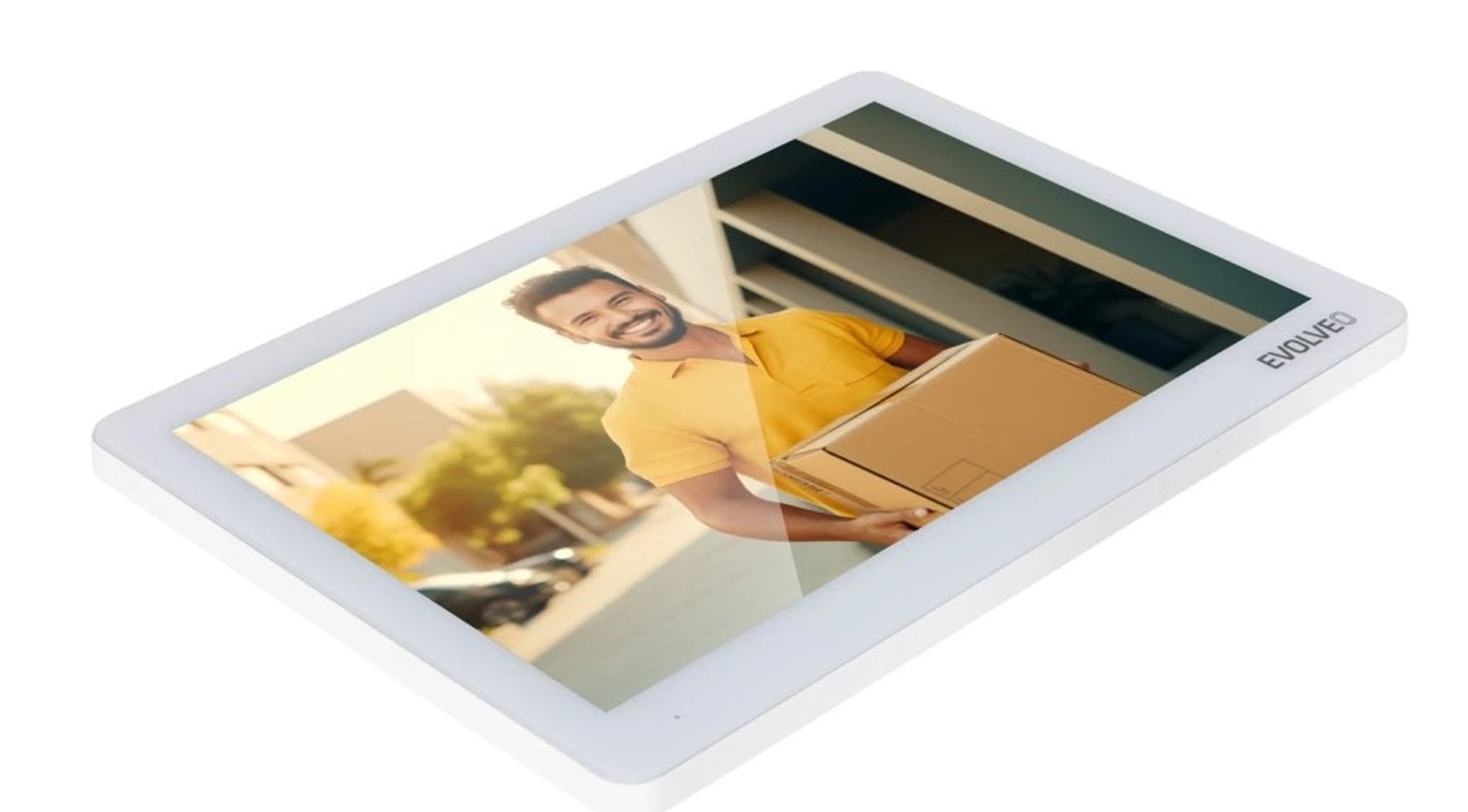 Inteligentné okno do sveta za vašimi dverami a diaľkové odomykanie