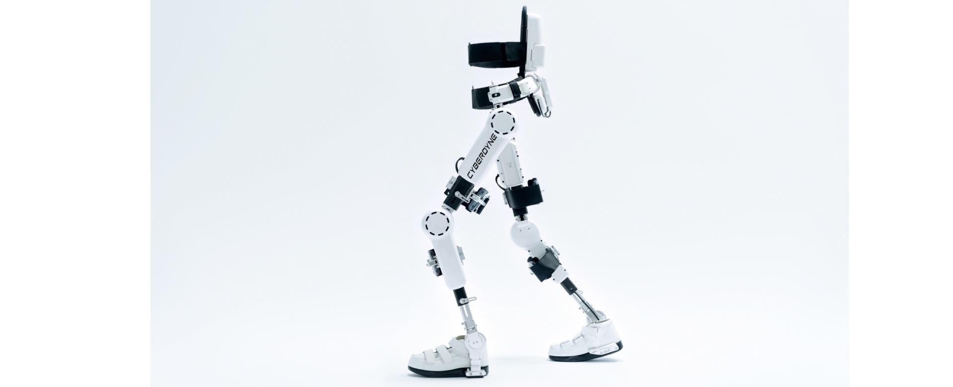 ADELI CYBER CHALLENGE 2025.: Získajte terapiu v hodnote 200 000 eur. Bezplatne!