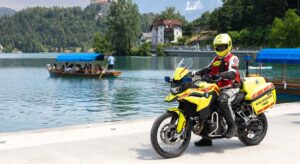 Aj menší pád môže stáť tisíce eur. Priemerná škoda na motocykli dosahuje 2 700 eur