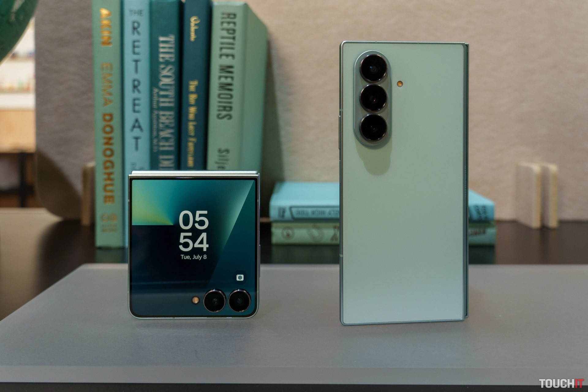 Samsung spustil oficiálny predaj nových skladačiek a inteligentných hodiniek Galaxy Watch8