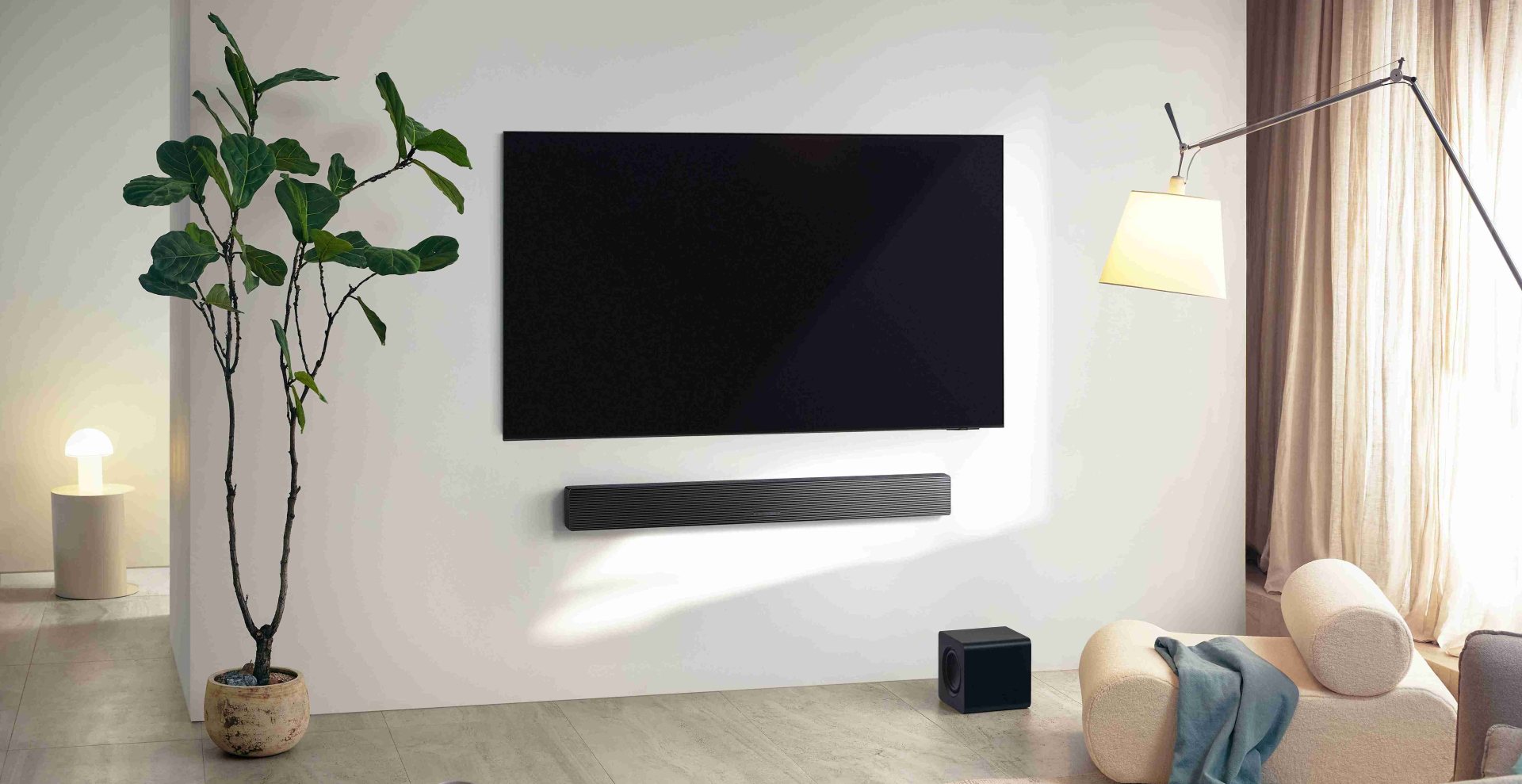 Ako na veľký zvuk v malom priestore: Toto je sprievodca svetom soundbarov pre útulné byty