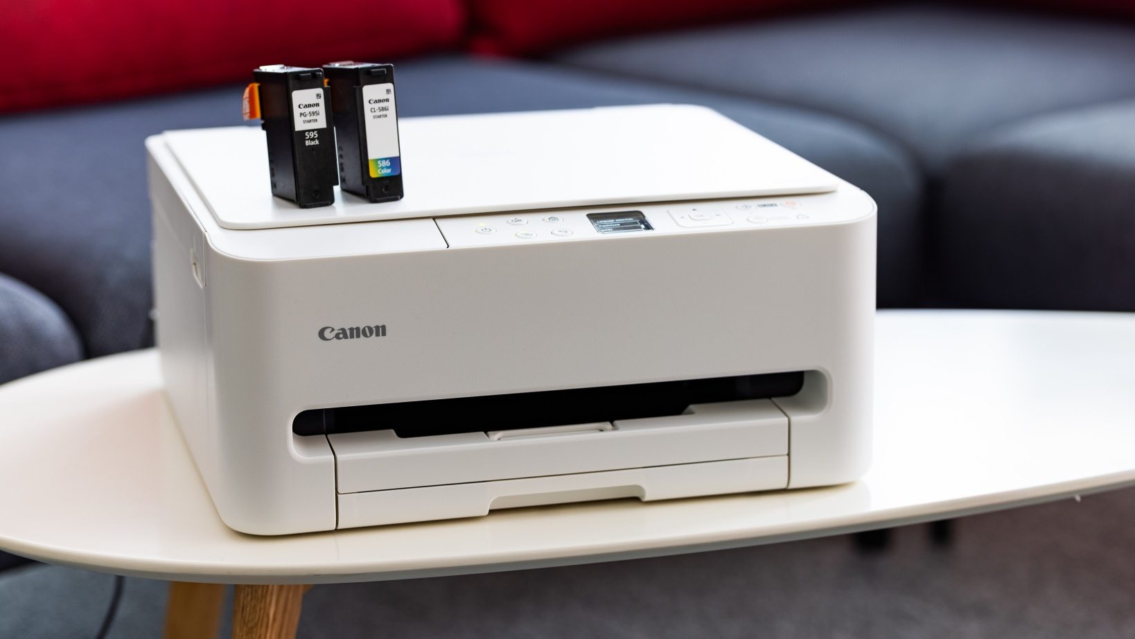 Inteligentné. Rýchle. Presné: Kompaktné a cenovo dostupné tlačiarne PIXMA sú navrhnuté tak, aby sa prispôsobili vášmu životnému štýlu