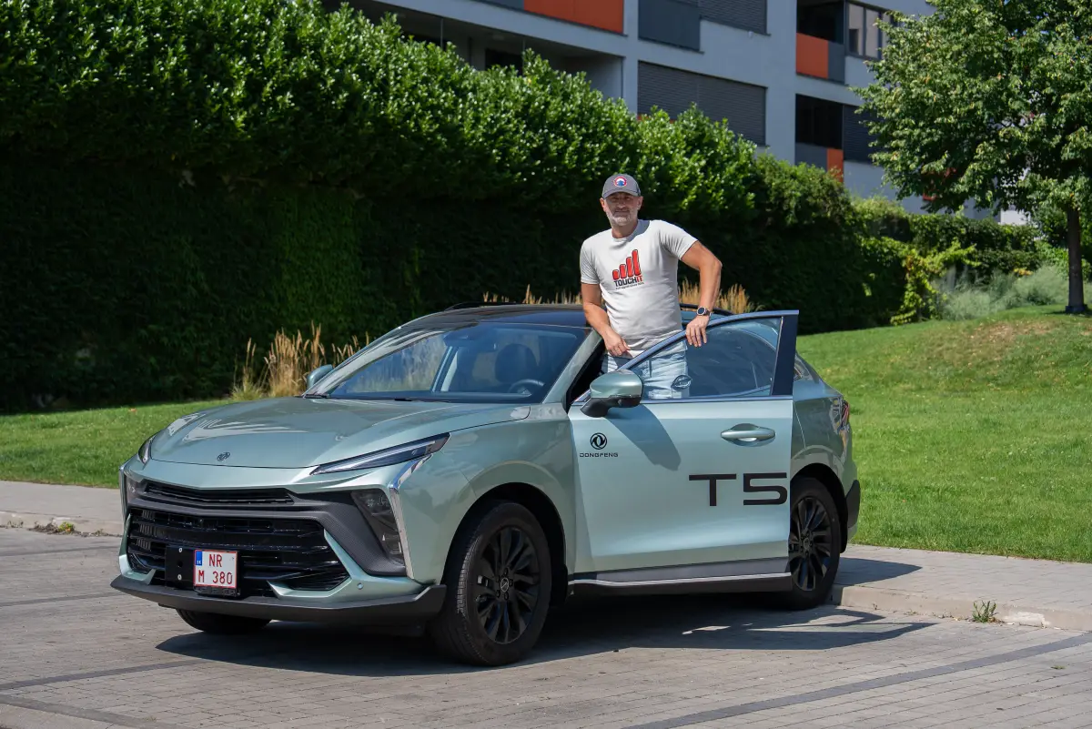 Dongfeng na Slovensku pokorilo ďalšiu hranicu, v Poprade otvára už svoj 22. showroom