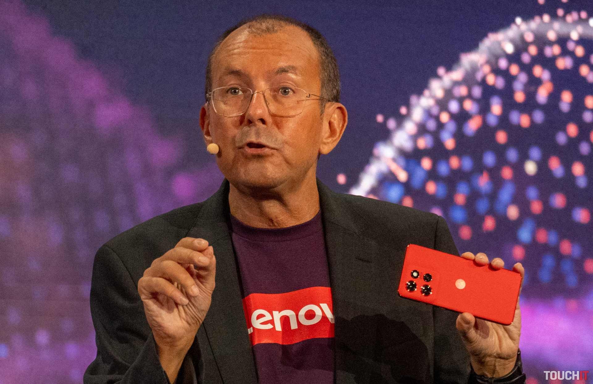 Motorola sa pripája k Majstrovstvám sveta do 20 rokov v Čile ako oficiálny partner pre smartfóny