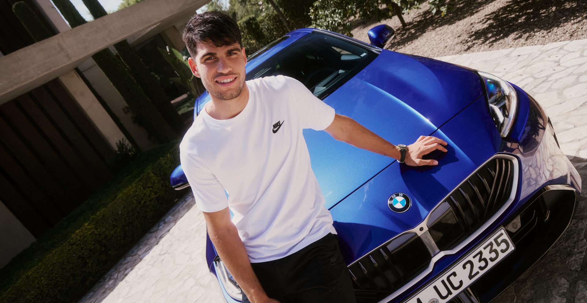 BMW pokračuje v partnerstve so španielskym tenisovým esom Carlosom Alcarazom