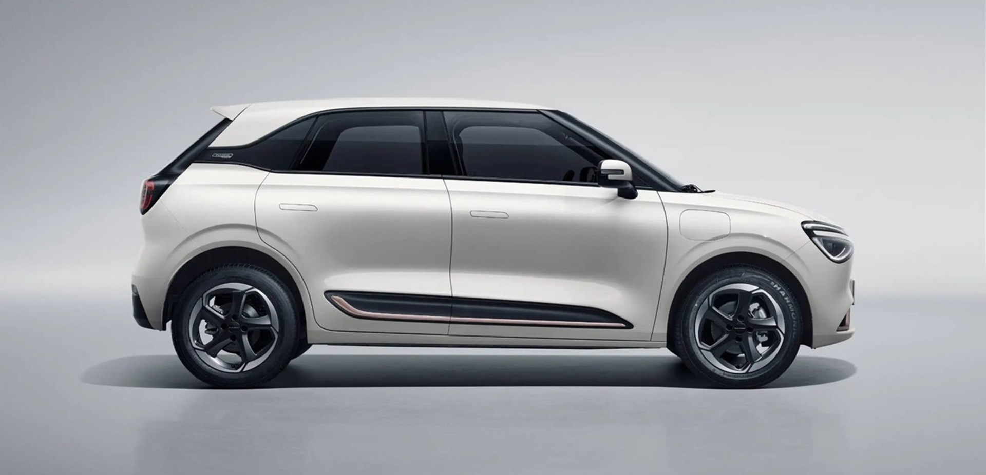 Autosalón v Nitre sa tento rok naozaj oplatí, návštevníci môžu vyhrať úplne nový elektromobil