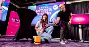 Vzdelávací program Enter posunul latku digitálnych zručností u viac ako stotisíc žiakov a pokračuje ďalej
