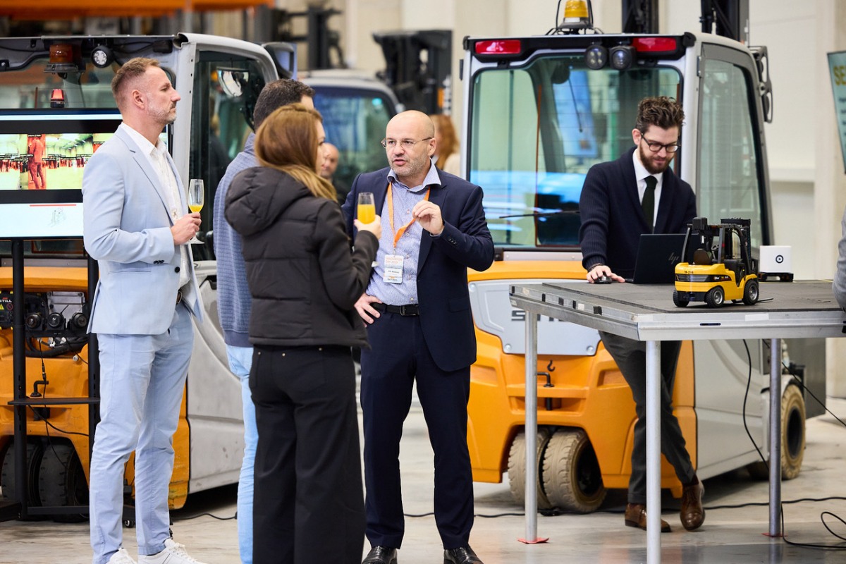 STILL Innovation Day 2025 sa niesol v duchu Harder, Better, Faster, Stronger. Nabitý program potešil aj fanúšikov hokeja