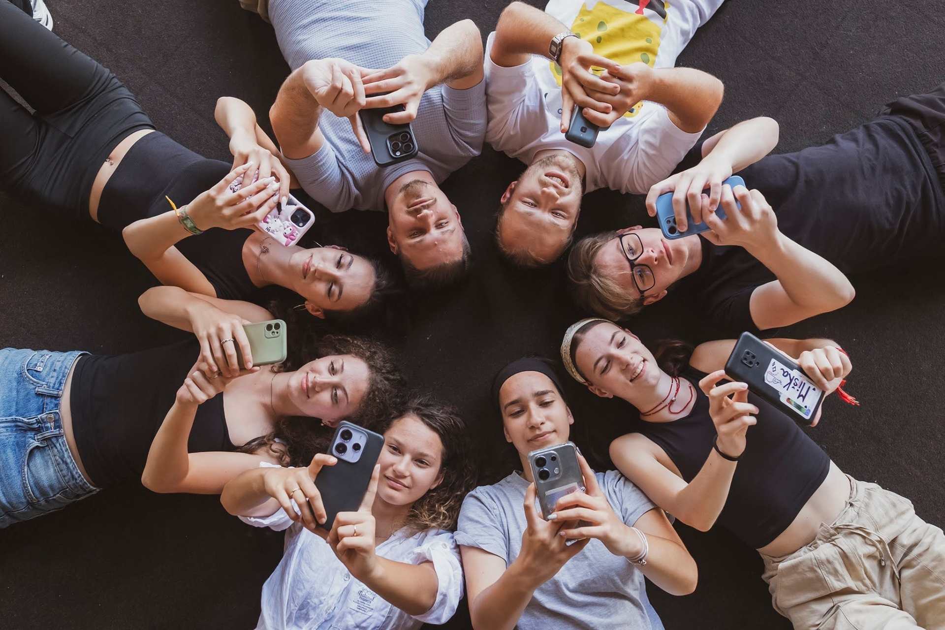 Mladí Slováci používajú najviac Instagram a YouTube