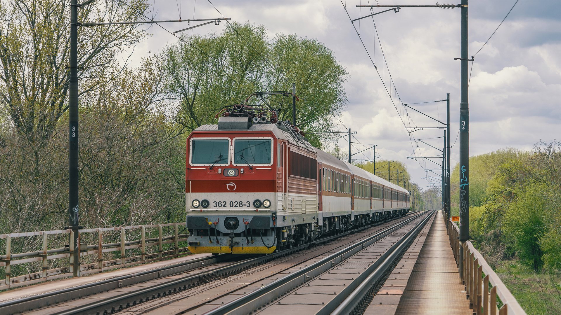 Výluka na štyri dni zmení cestovanie z Bratislavy do Banskej Bystrice