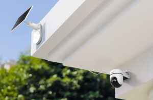 TP-Link Tapo C610 KIT: Kamera so solárnym panelom a funkciou otáčania a naklápania