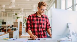 Nová verzia Acronis Cyber Protect posilňuje kybernetickú odolnosť pre lokálne IT/OT prostredia