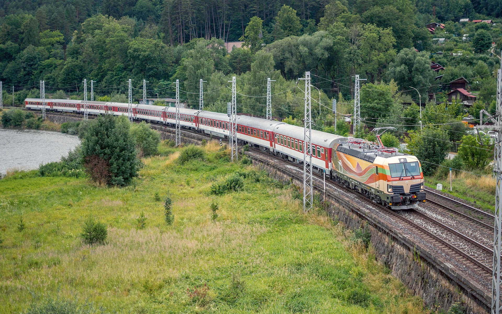 Prehľad zmien cestovného poriadku počas novembra 2025