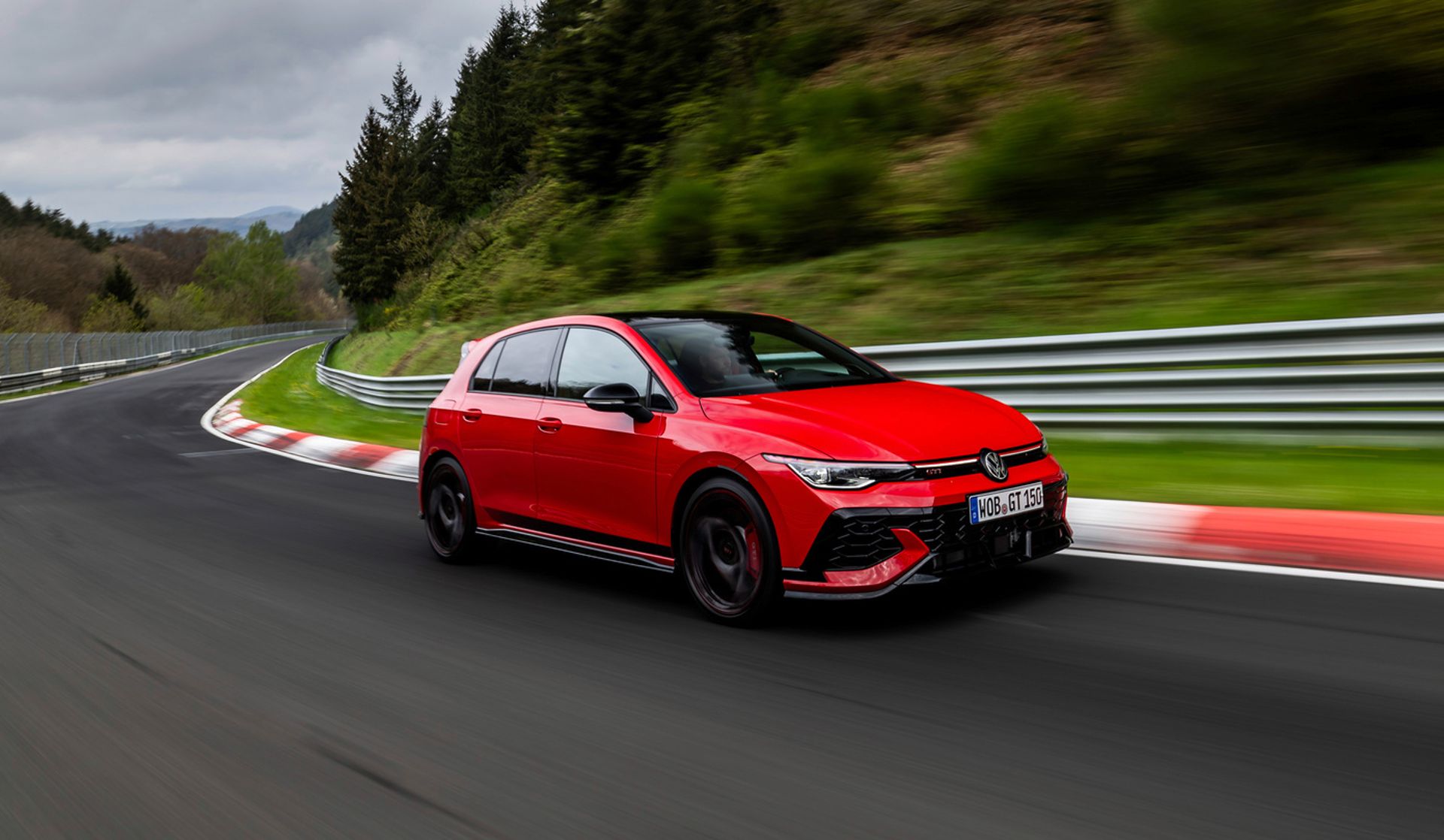Najvýkonnejší sériový model GTI v histórii – nový Golf GTI EDITION 50 sa už dá na Slovensku objednať