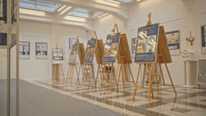 Vianoce a Vianočná pošta sú témou novej výstavy vo vynovenej Galérii poštových známok