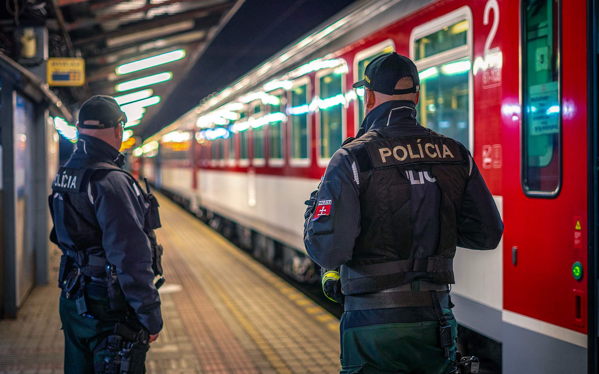 Silvester 2025 a Nový rok 2026: Cestujte bezpečne a slušne so ZSSK