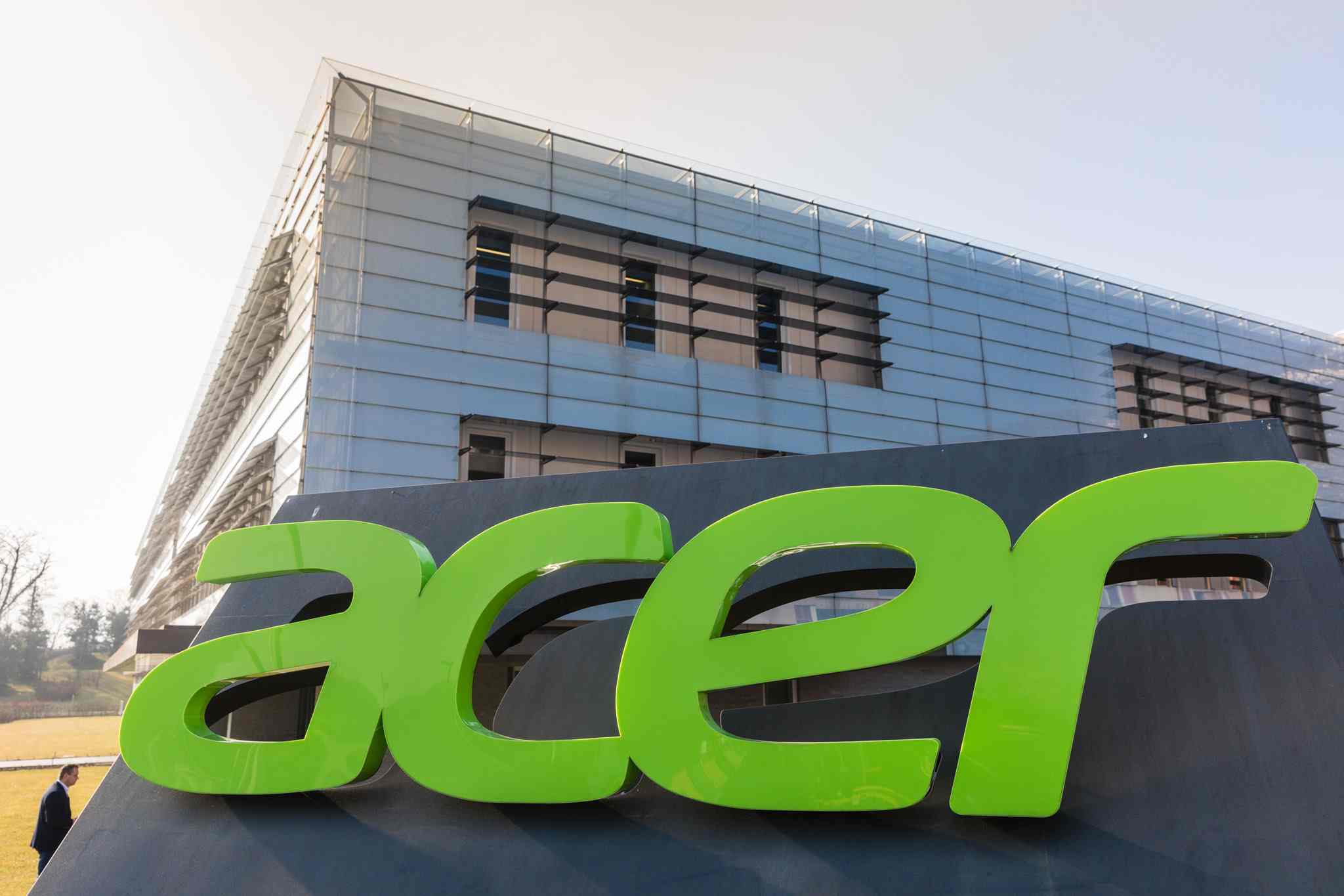 Acer, nová digitálna krajina v Európe: 44 % predaných počítačov je už vybavených technológiou umelej inteligencie