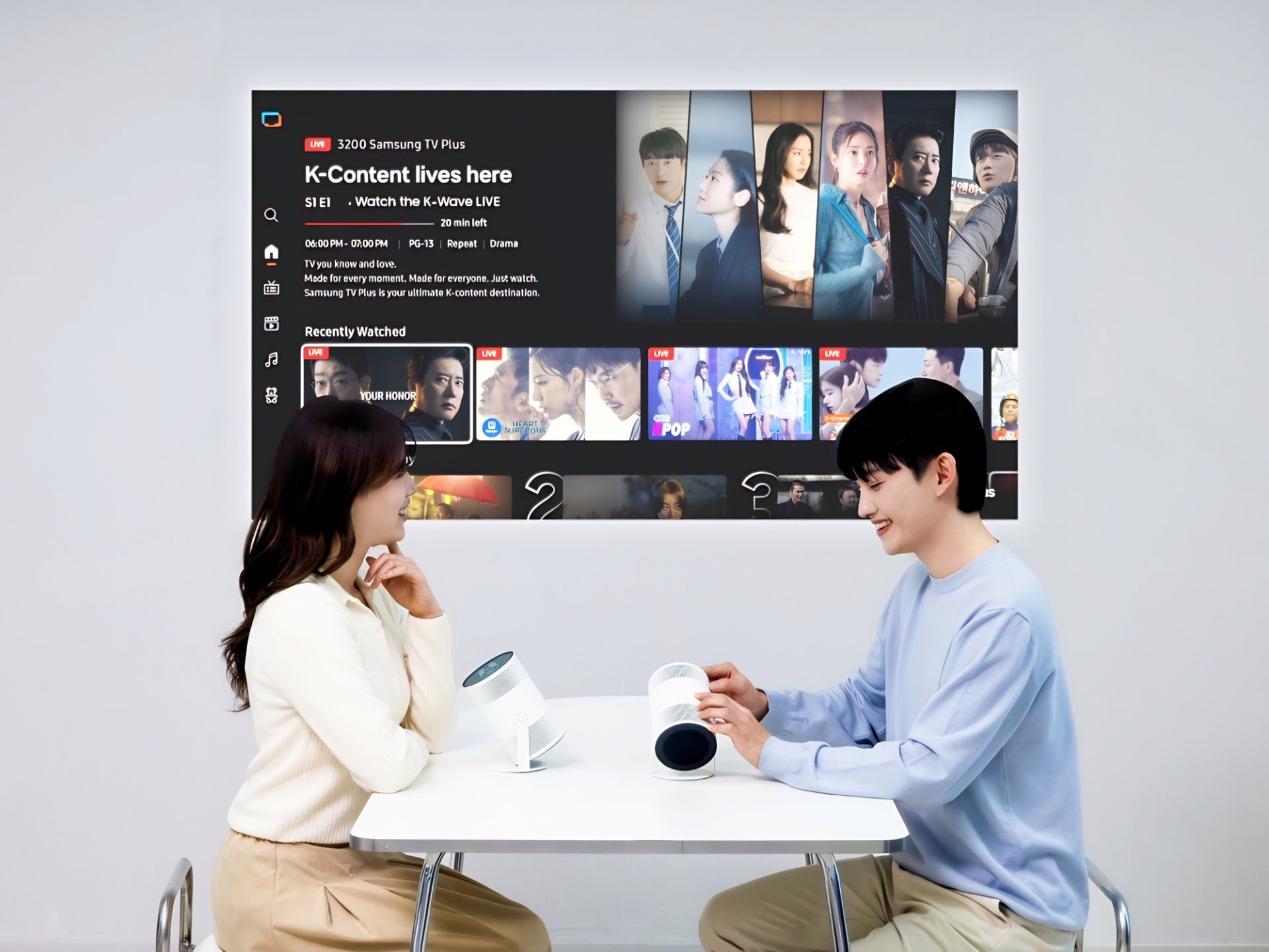 Na CESe Samsung predstavil prenosný projektor Freestyle+ s umelou inteligenciou