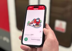 Cestuj vlakom bez nutnosti vyhľadávať spoj či kúpiť lístok vopred. ZSSK spustila nový moderný nákup lístkov cez aplikáciu FAIRTIQ