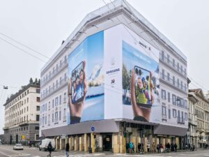 Kampaň Samsungu „Otvorenosť vždy víťazí“ ožíva v Miláne