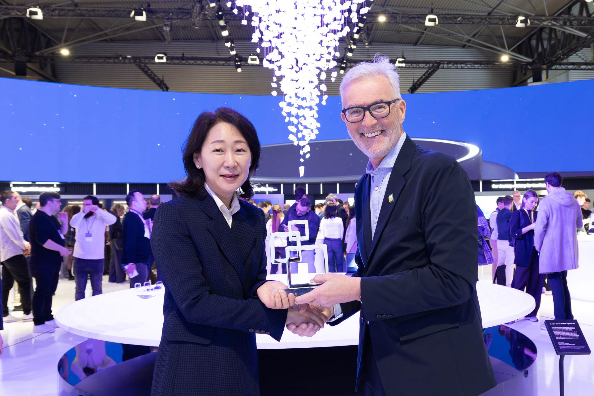 Samsung Galaxy S26 Ultra získal titul Best in Show pri udeľovaní cien Global Mobile Awards na veľtrhu Mobile World Congress 2026